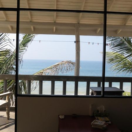 Mountain Wave Hotel And Surfshop Hikkaduwa Rom bilde