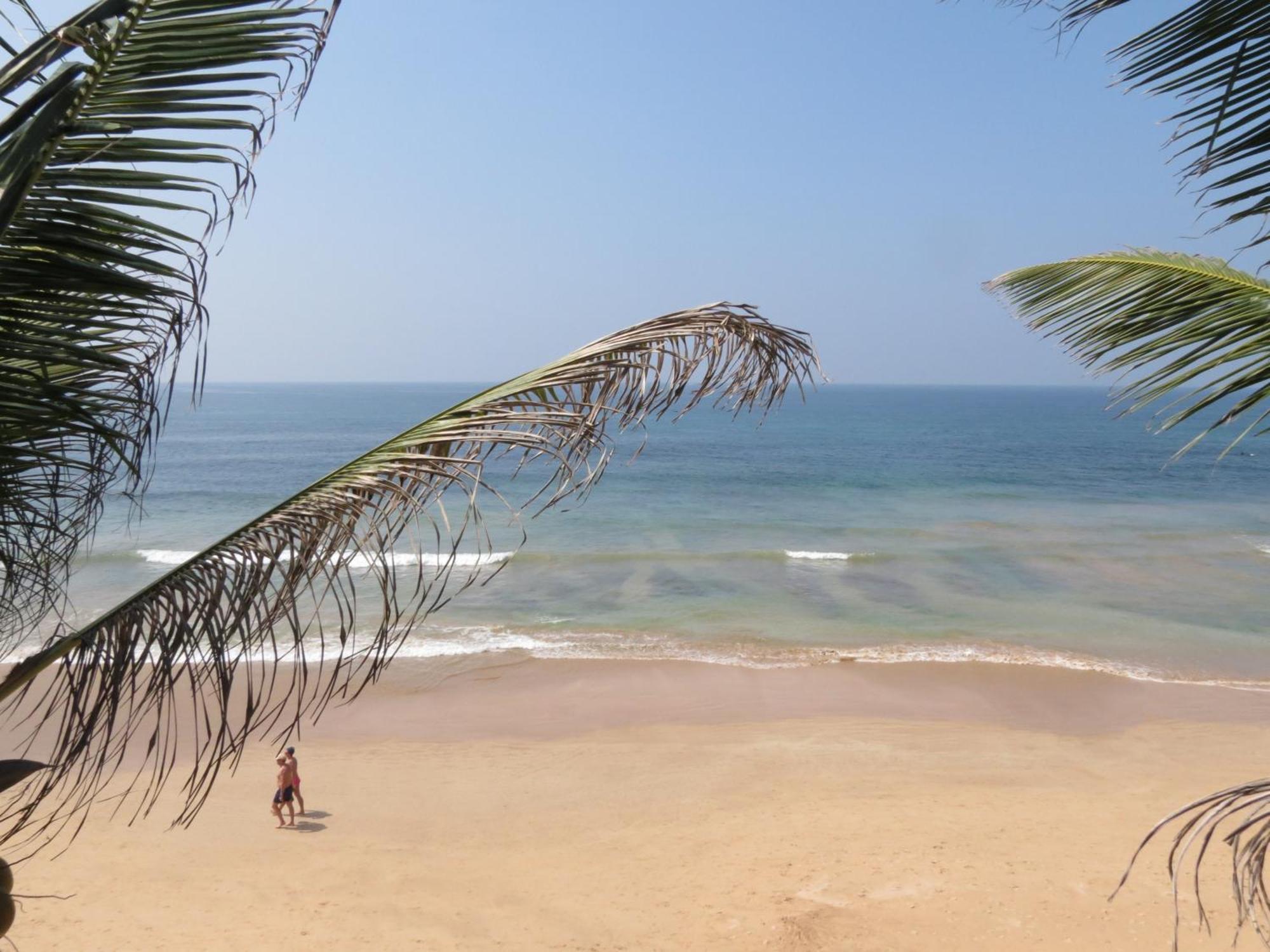 Mountain Wave Hotel And Surfshop Hikkaduwa Rom bilde